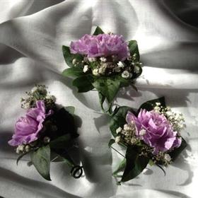 fwthumbcarnationbuttonholes.jpg